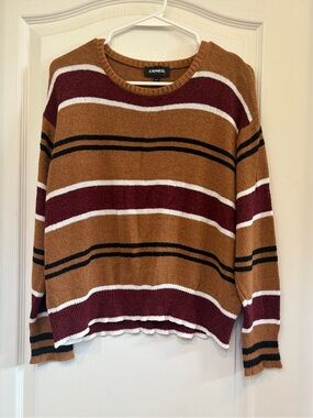 Express Striped Crewneck Sweater in Brown, Burgundy & White